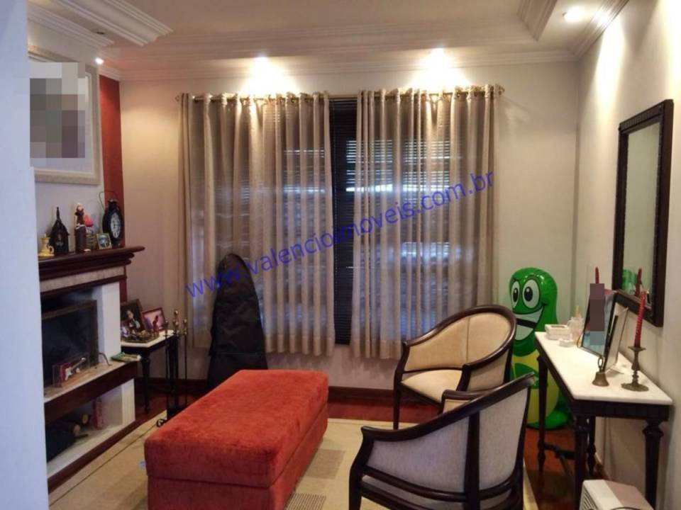 Casa em Residencial Vale das Nogueiras