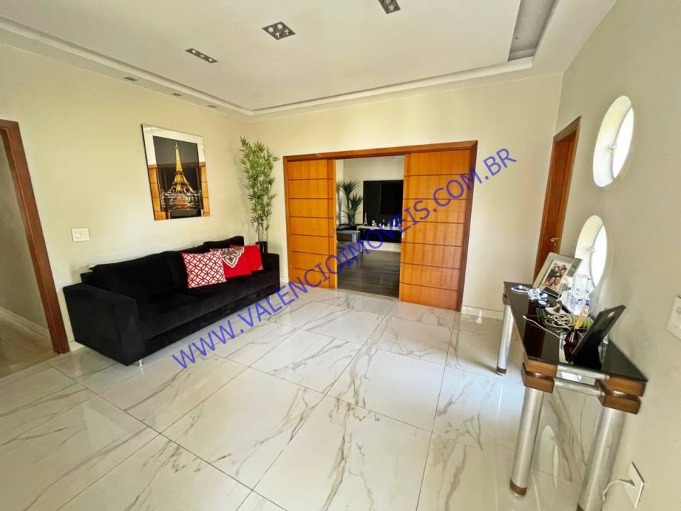 Casa em condomínio em Jardim Imperador