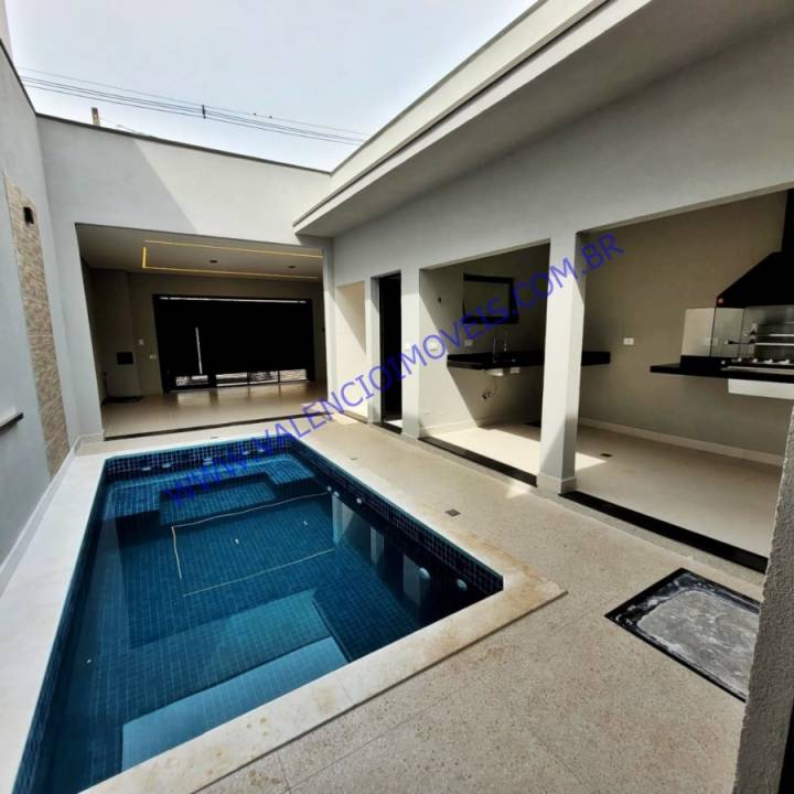 Casa em Jardim Terramérica II